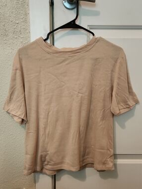 YesStyle Short Sleeve Tee - Beige